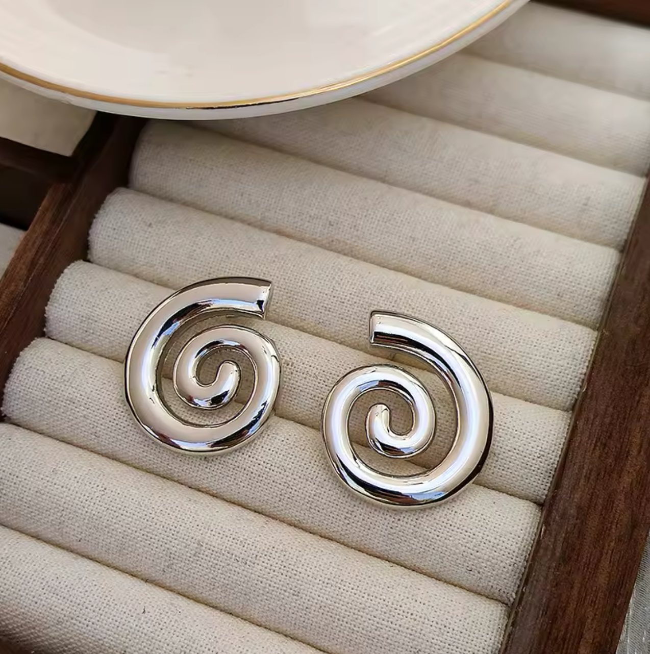 Aretes Swirl